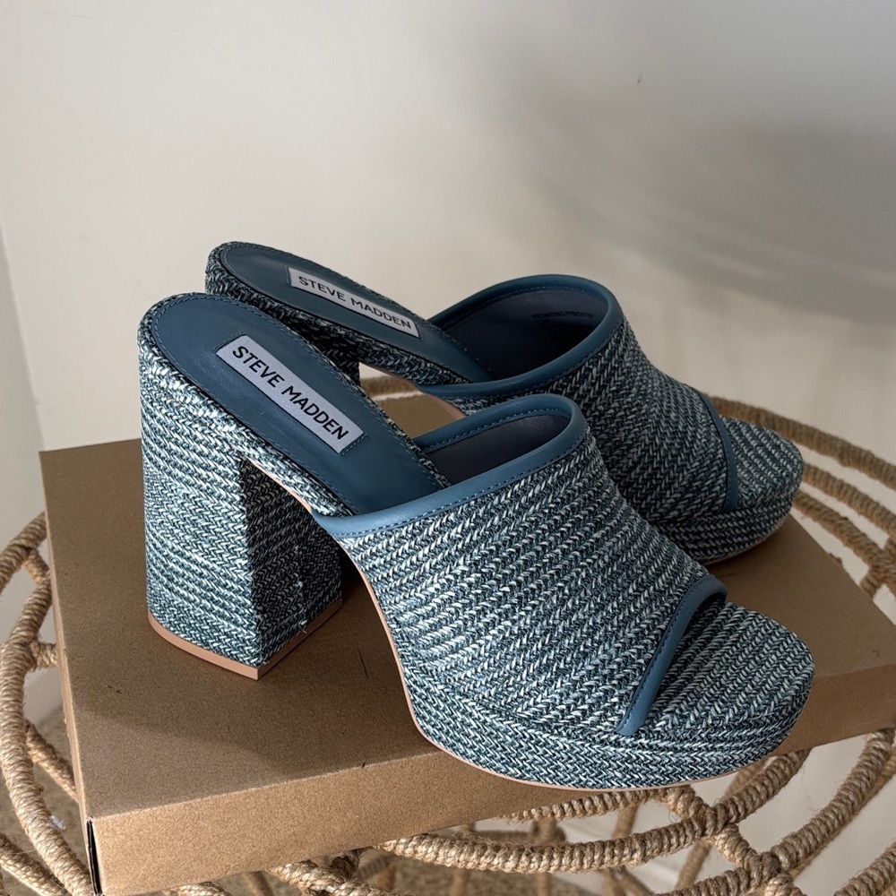 Steve Madden Textured Blue Women's Mules - Picture 6 of 10
